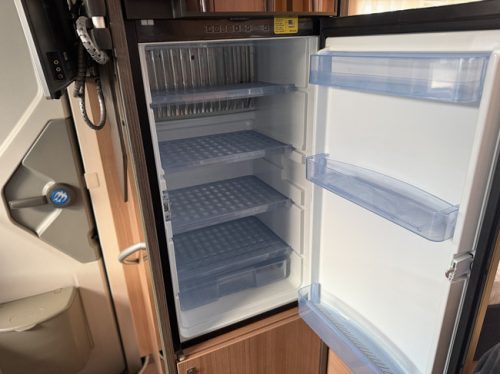 Knaus SKY WAVE 650 MF foto: 22