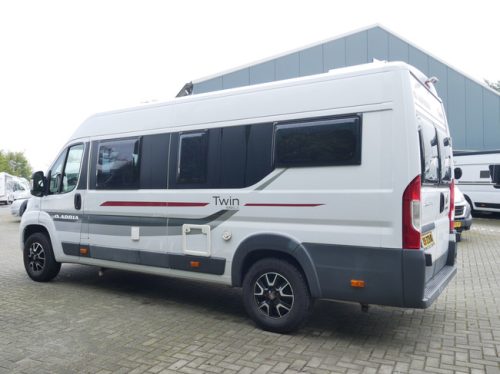 Adria Twin 640 SLX, L&auml;ngsbetten, Koni Sto&szlig;d&auml;mpfer, Bearlock Foto: 22