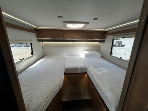 Adria Matrix Axess 600 SL Single beds - Drop-down bed photo: 17