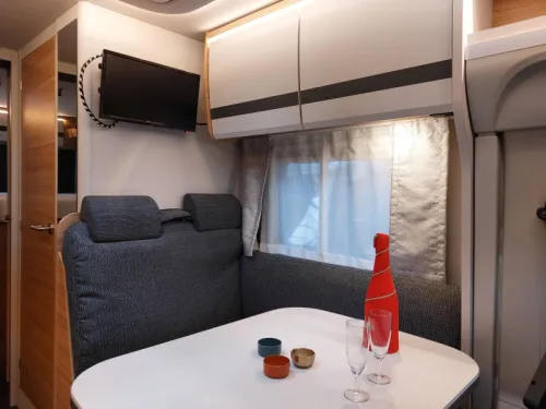 Dethleffs Globebus T 6 GT Automaat/camas individuales/Tv foto: 5
