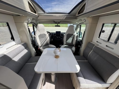 Adria Compact DL 60 Years Selection Levelsysteem Automaat photo: 12