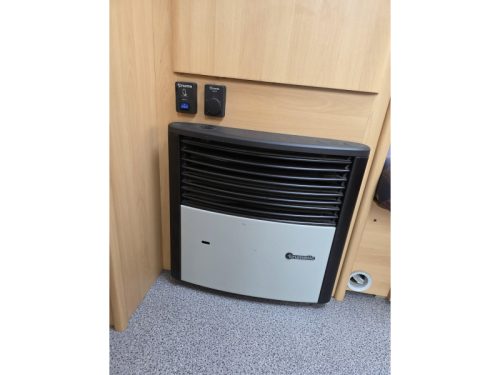 Dethleffs Camper 430 DB  photo: 10