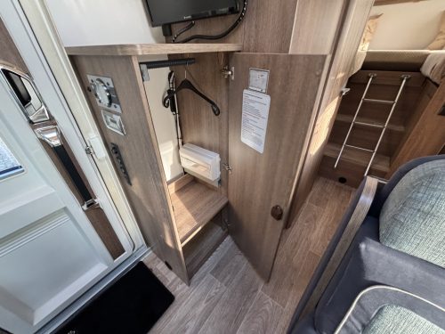 Dethleffs Trend I 6617 EB LITS JUMEAUX 6.99M COMPACT photo: 12