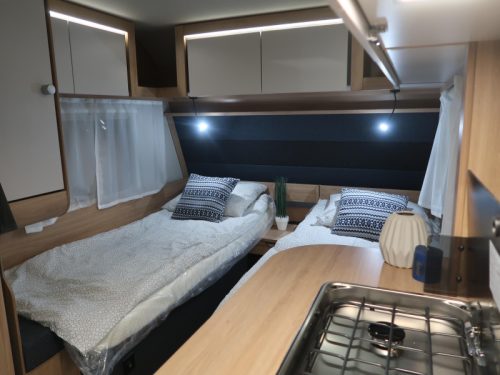 Knaus Sport 500 EU !! BETT 210CM LANG !!! Foto: 2
