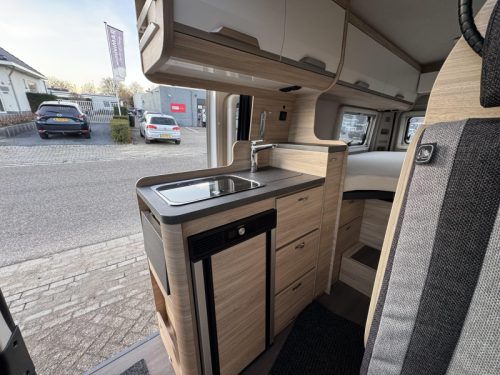Knaus Boxstar 600 LIFE single beds & many options photo: 10