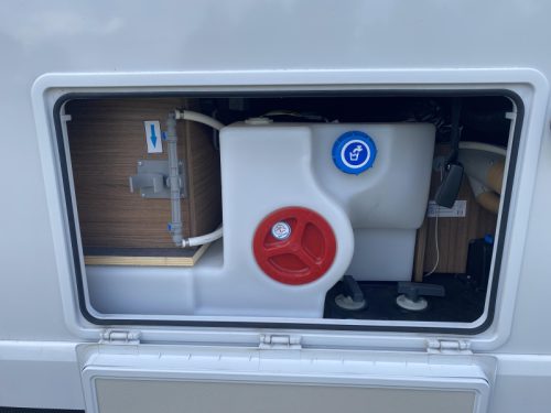 Knaus Vansation 650 MEG 2 Einzelbetten Foto: 15