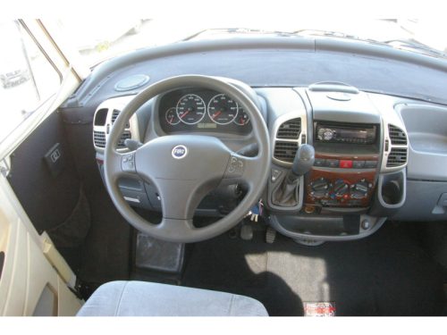 Hymer B 654 French bed, Automatic, Air conditioning photo: 16