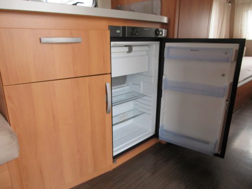 Eriba Feeling 470 SINGLE BEDS AND MOVER photo: 9