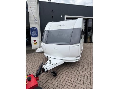 Hobby On Tour 470 KMF with awning and bunk bed  photo: 4