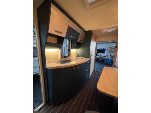 Knaus Sport en Fun 480 QL Mover Cassette awning photo: 10