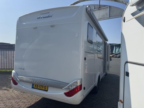 Hymer T 704 SL single beds levelling system photo: 31
