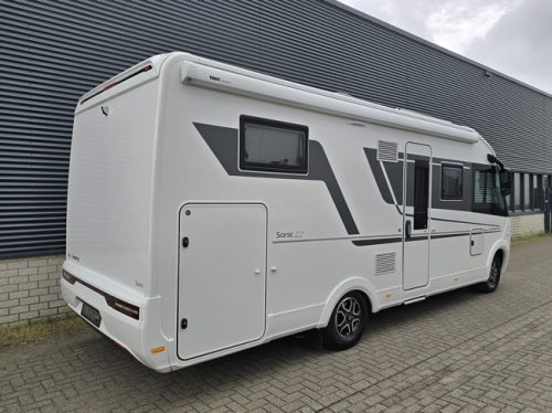 Adria SONIC SUPREME 700DL 161 HP AUTOMATIC ONLY 11,366 KM MANY OPTIONS SOLAR AIR CONDITIONING 16 INCH RIMS SINGLE BEDS POP-TOP ROOF photo: 5