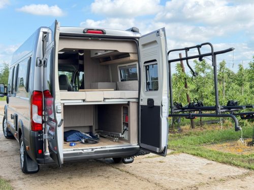 P&ouml;ssl Roadcruiser 2 JAAR GARANTIE / 9-Traps Automaat 2024 Solar / AllSeasons / Navi / Wegdraaibare fietsendrager foto: 4