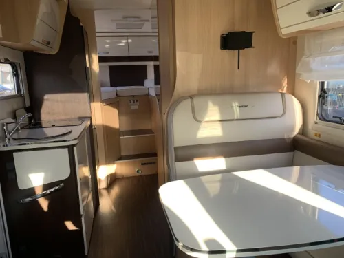 Forster T 699 EB 5pers. Dommages sur le flanc photo : 15