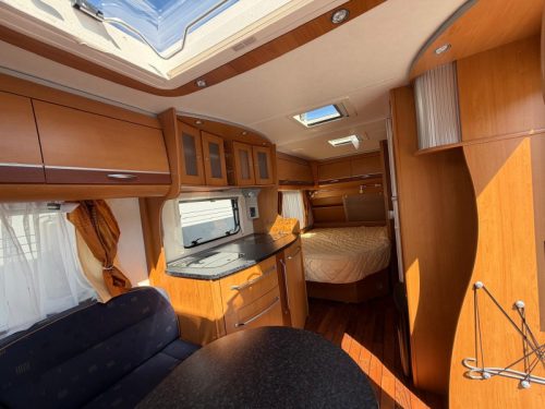 Dethleffs Beduin Emotion 485 DB With Awning and Isabella VT photo: 12