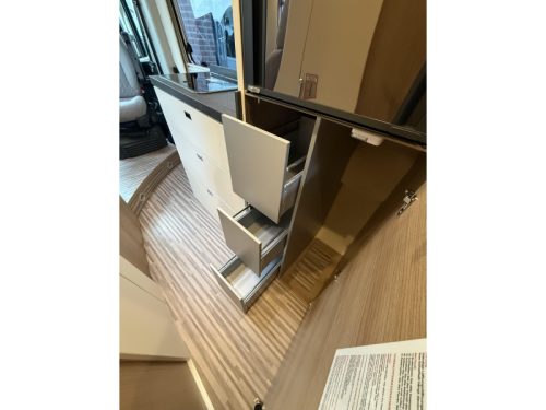 Malibu Van 640 LE New model! Automatic! photo: 19