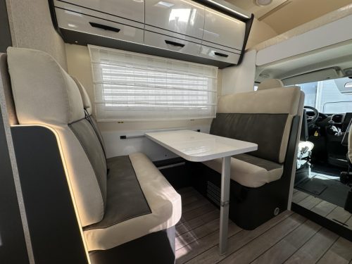 McLouis Glamys 320 NEW 8-Berth Overcab 140HP photo: 12