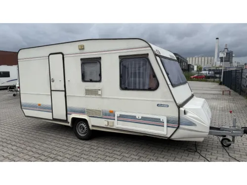 Adria Optima 425 TK Festbett Sitz Toilette Foto: 0