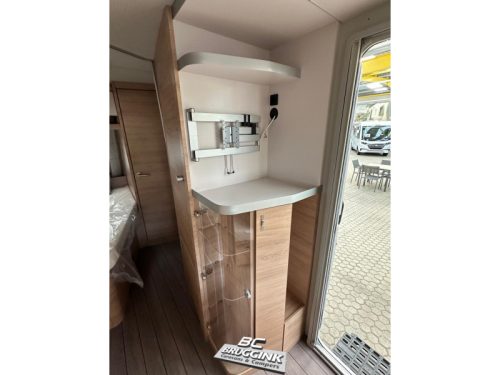 Knaus Sudwind 60 Years 500 FU Franz&ouml;sisches Bett Campovolo Grau Foto: 3