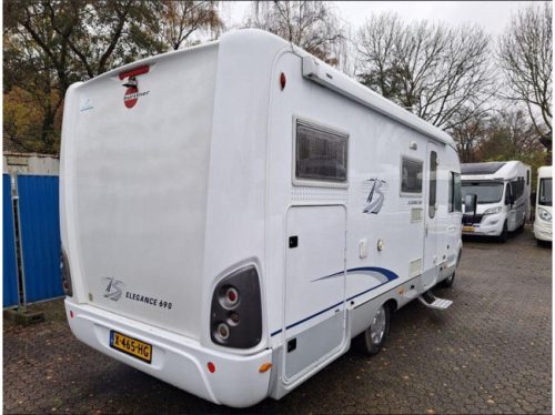 B&uuml;rstner Elegance 690 I 205CM BED-LPG+SOLAR PANEL photo: 18