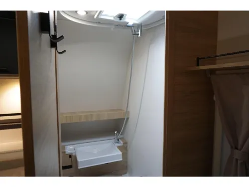 Caravelair Sport Line 410 Safety package, Shower package. photo: 12