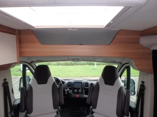 Weinsberg CaraBus 630 ME Edition Fire  Foto: 28