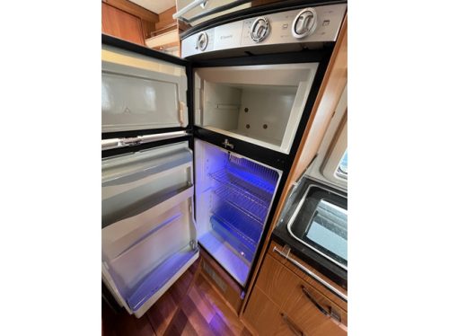 Hymer Star Edition B614sl Aire acondicionado de techo Horno Portabicicletas BearLock foto: 20