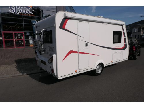 Sterckeman Easy Comfort 420 CP awning and bike rack photo: 2