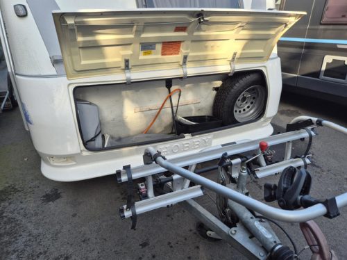 Hobby 460 UFE Mover, Vorzelt + Nw. Etui Markise Foto: 5