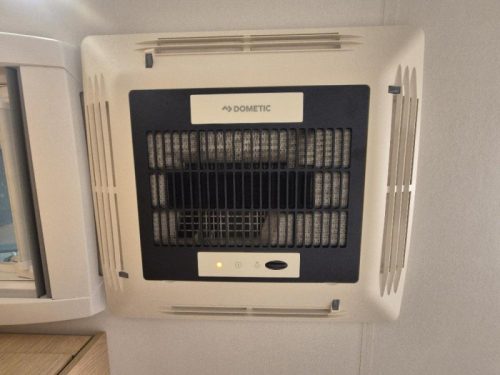 LMC Tourer Lift H 730 G Pop-top roof/air conditioning/solar panel photo: 20