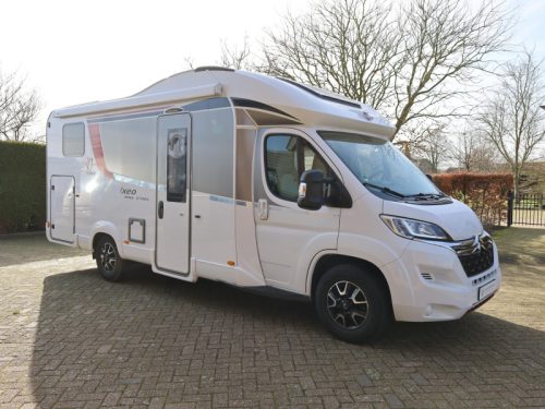 B&uuml;rstner Ixeo IT 710 G transverse bed + lift bed