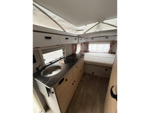 Eriba Touring 630 VOLL MIT OPTIONEN Foto: 9