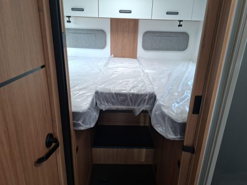 Chausson 777 Titanium Ultimate Einzelbetten XL Garage Foto: 9