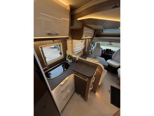 B&uuml;rstner Harmony 690 T Automaat Fiat 8  Foto: 19