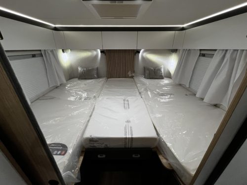 Pilote P 690 GJ Motorhome, 2026!  photo: 13