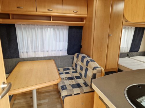 Hobby De Luxe 400 SF Rangierhilfe/Vorzelt/Fahrradtr. Foto: 7