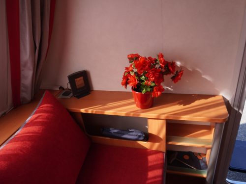 Eriba Living 480 MIT MOVER, MARKISE, KLIMAANLAGE Foto: 8
