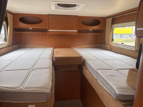 Chausson Welcome 95 single beds photo: 3