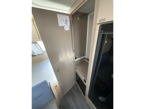 Weinsberg CaraLife 470 QDK BUNK BED-AIR CONDITIONING-LIGHTWEIGHT photo: 4