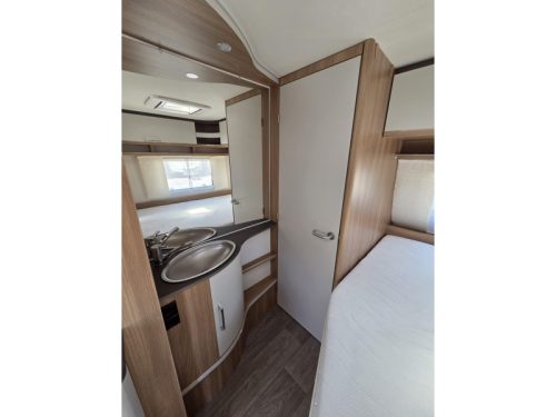 B&uuml;rstner Premio 450 TS +BOVAG2025/Awning/Mover  photo: 17