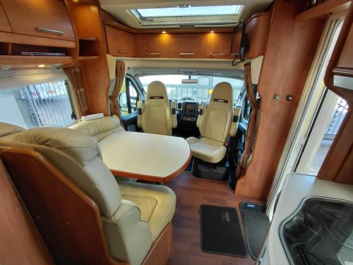 Carthago Chic C-Line T 4.3 - AIR SUSPENSION - AUTOMATIC photo: 5