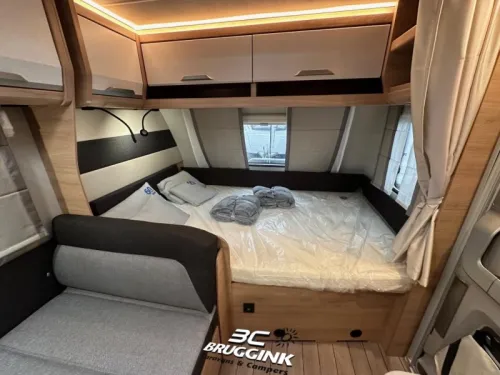 Knaus Sudwind 60 Years 500 QDK STAPELBED MIT MAGNETRON Foto: 2