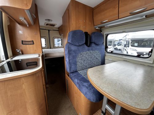 Chausson Twist 2 Transverse Bed/2008/Euro4/Airco photo: 7