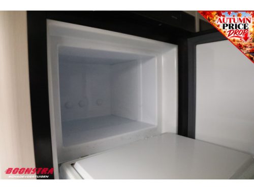 Dethleffs C'Go 475 FR Mover Awning Roof air conditioning Transverse bed Bunk bed photo: 22
