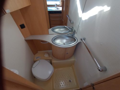 Dethleffs Wohnwagen 540 DBM Vorzelt Foto: 8