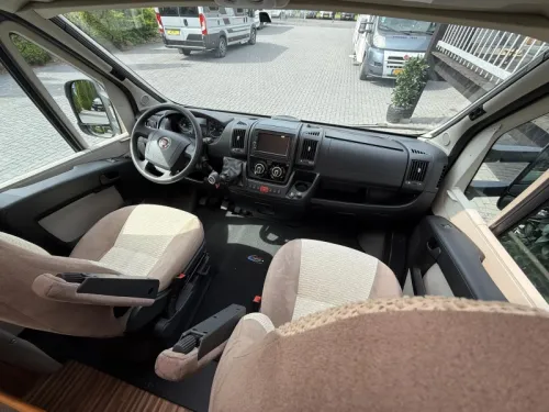 Adria Coral 670 SL Lits Jumeaux photo : 7