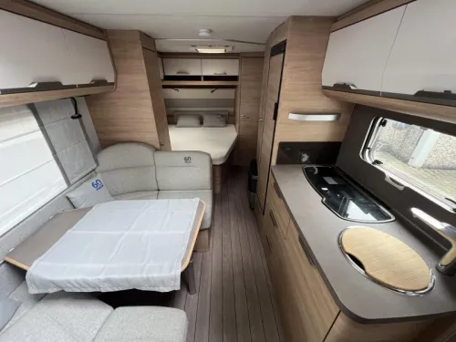 Knaus Sudwind 60 Years 550 FSK Rangierhilfe, Neues Vorzelt Foto: 3