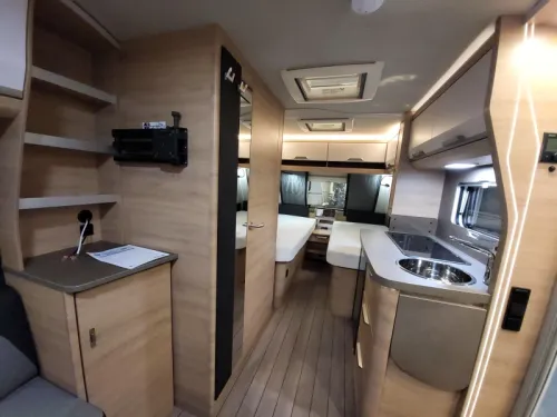 Knaus Sudwind Black Selection 460 EU sofort lieferbar Foto: 9