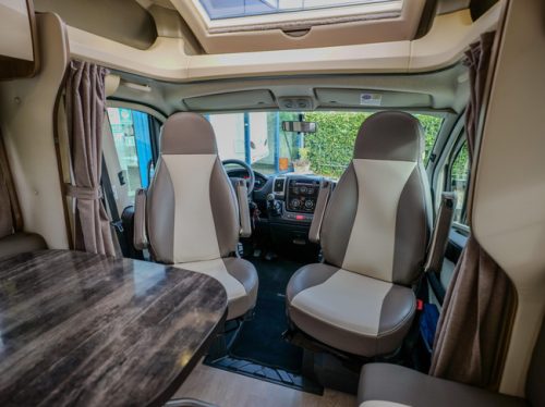 Chausson Titanium 69 TI FRENCH BED 2X AIR CONDITIONING LUXURY! photo: 8