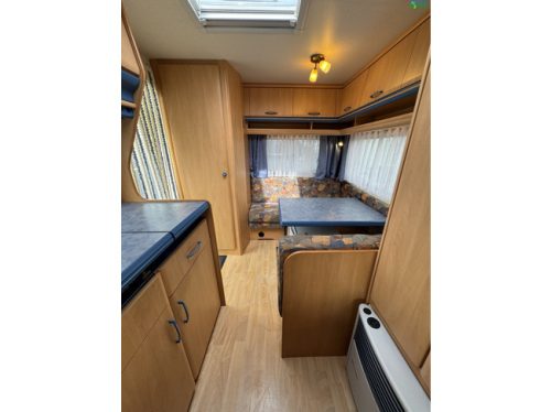 Hobby De Luxe Easy 400SF Foto: 22